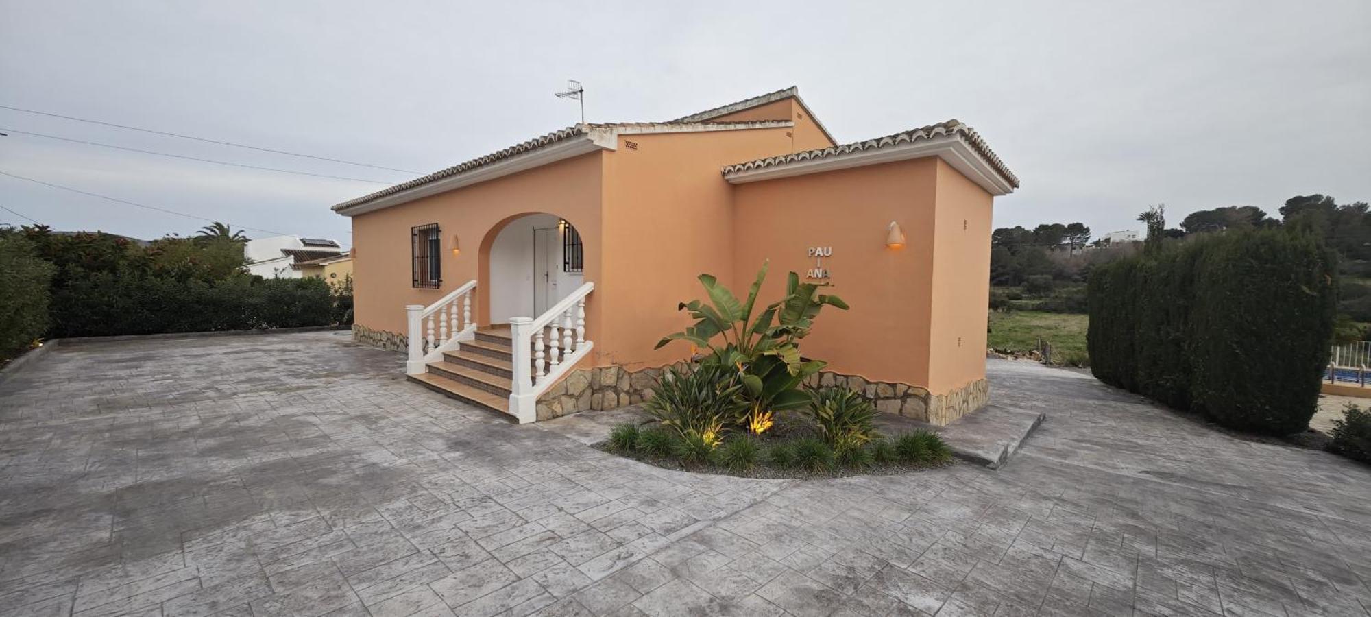 Pau I Ana Holiday home Moraira